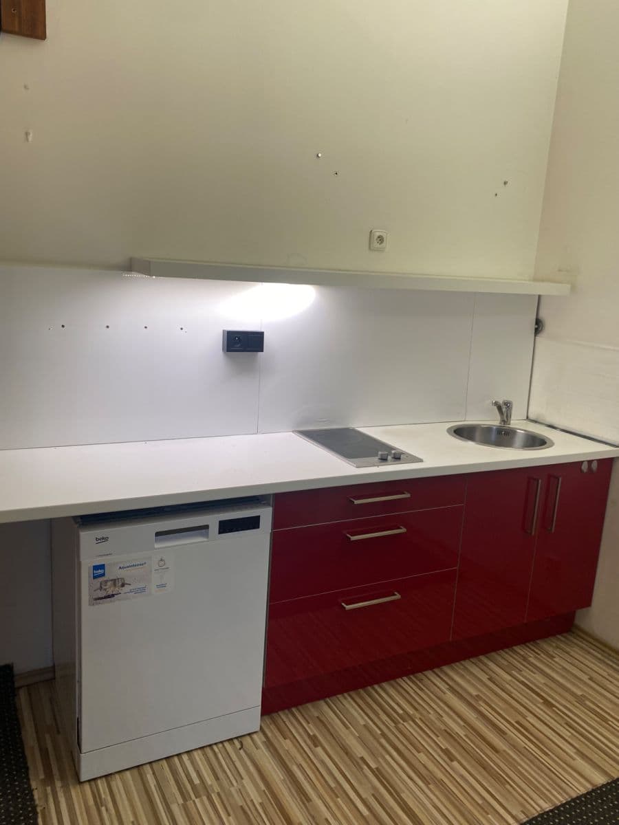 Studio flat to rent, 27 m², Živanická, Prague, Prague Studio flat to rent, 27 m², Živanická, Prague, Prague