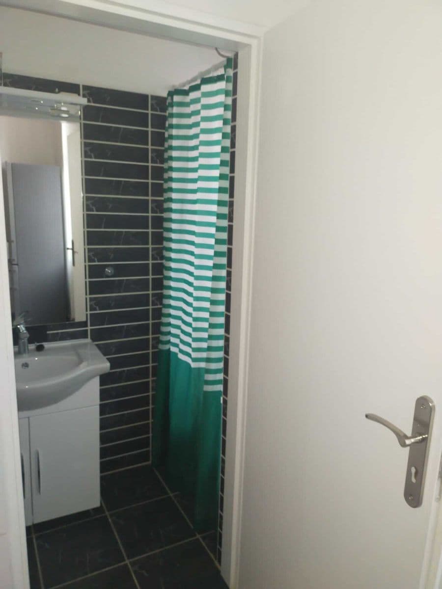 2 bedroom with open-plan kitchen flat to rent, 68 m², Malířská, Prague, Prague 2 bedroom with open-plan kitchen flat to rent, 68 m², Malířská, Prague, Prague