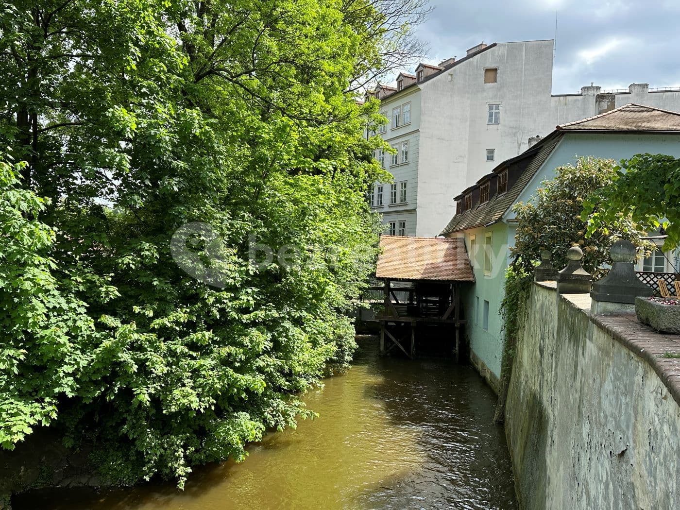 4 bedroom flat to rent, 90 m², Všehrdova, Prague, Prague 4 bedroom flat to rent, 90 m², Všehrdova, Prague, Prague