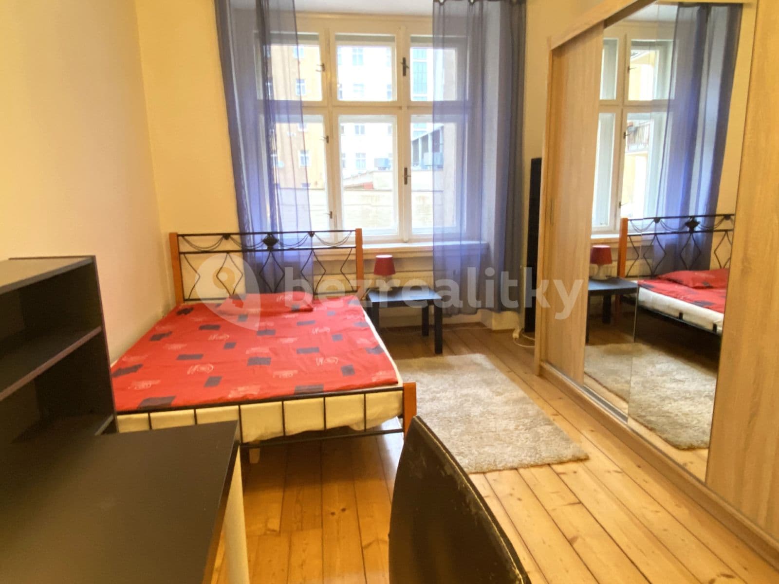 1 bedroom with open-plan kitchen flat to rent, 45 m², Biskupcova, Prague, Prague 1 bedroom with open-plan kitchen flat to rent, 45 m², Biskupcova, Prague, Prague
