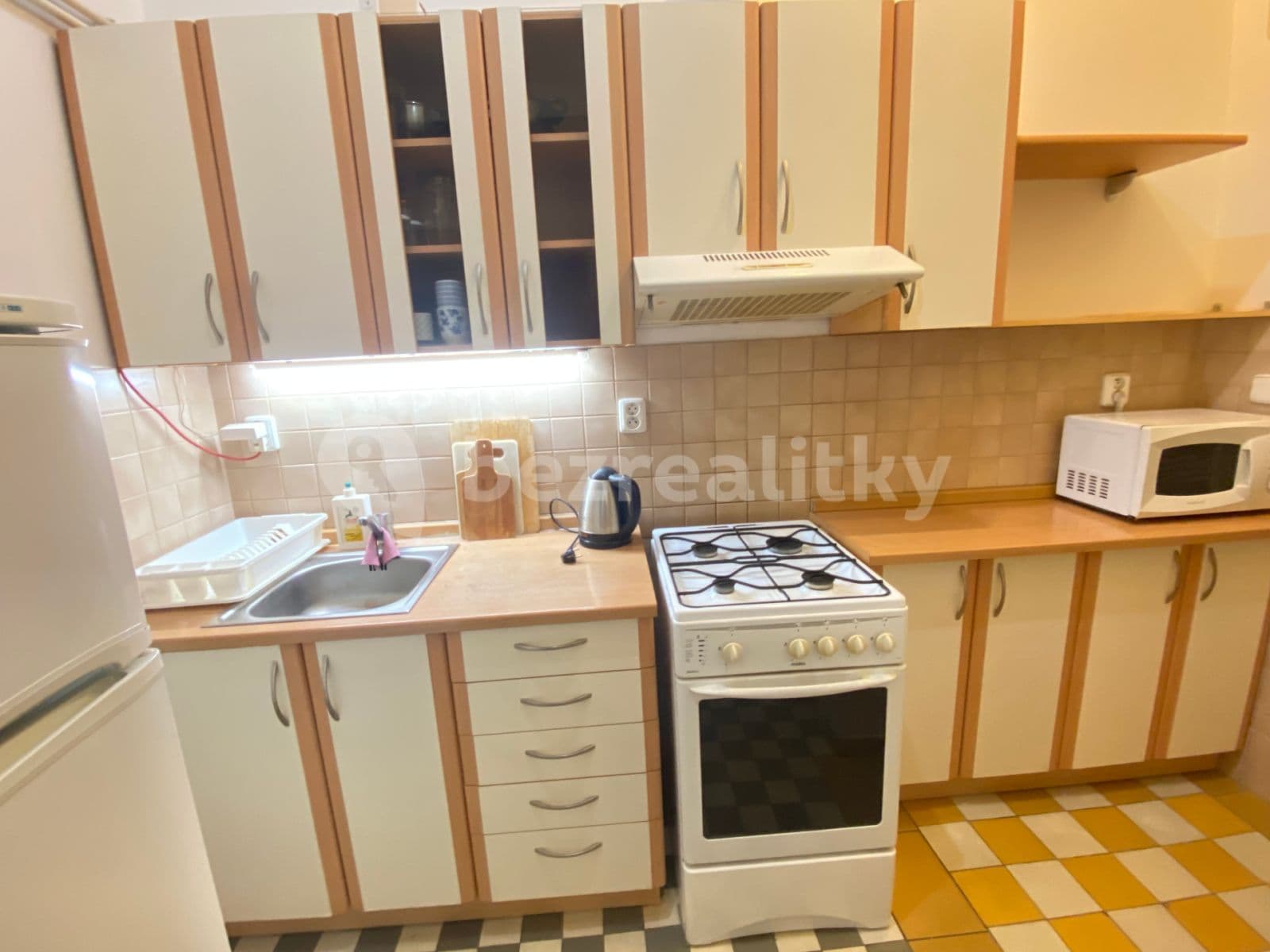 1 bedroom with open-plan kitchen flat to rent, 45 m², Biskupcova, Prague, Prague 1 bedroom with open-plan kitchen flat to rent, 45 m², Biskupcova, Prague, Prague