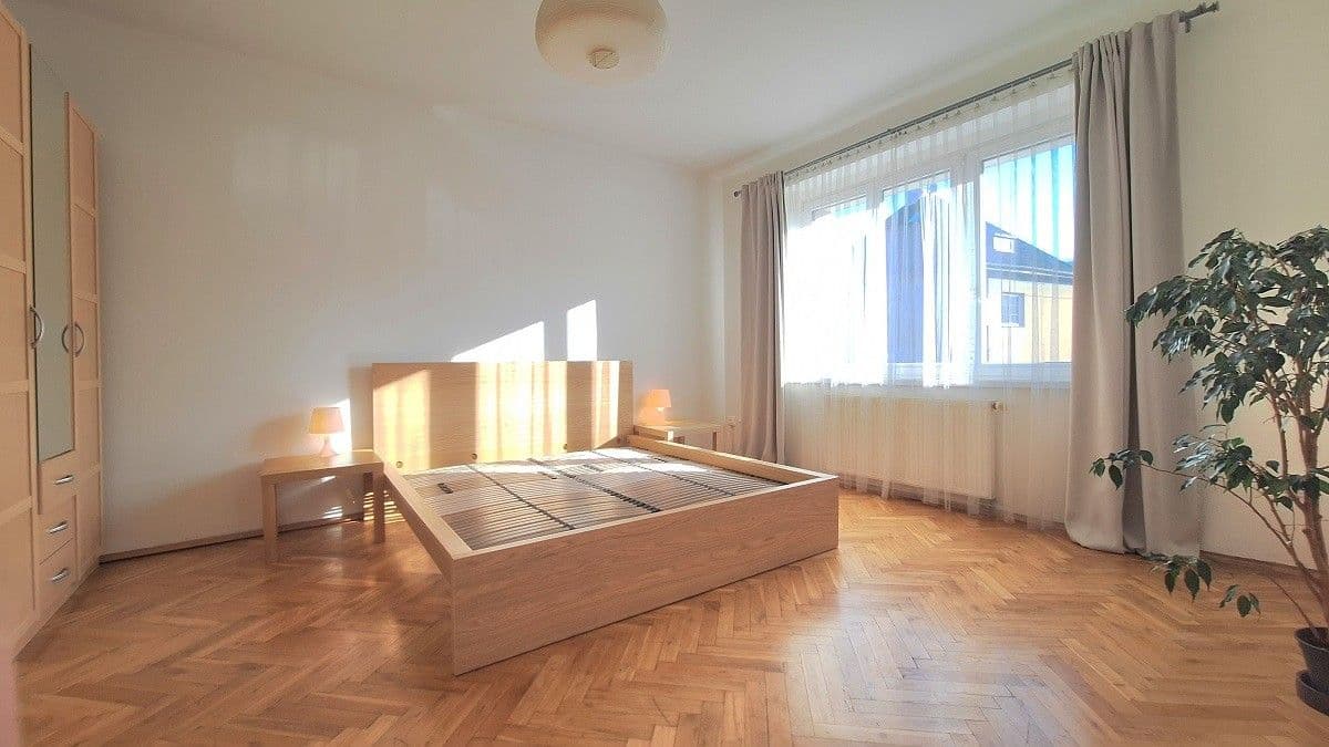 1 bedroom with open-plan kitchen flat to rent, 43 m², Na dlouhém lánu, Prague, Prague 1 bedroom with open-plan kitchen flat to rent, 43 m², Na dlouhém lánu, Prague, Prague