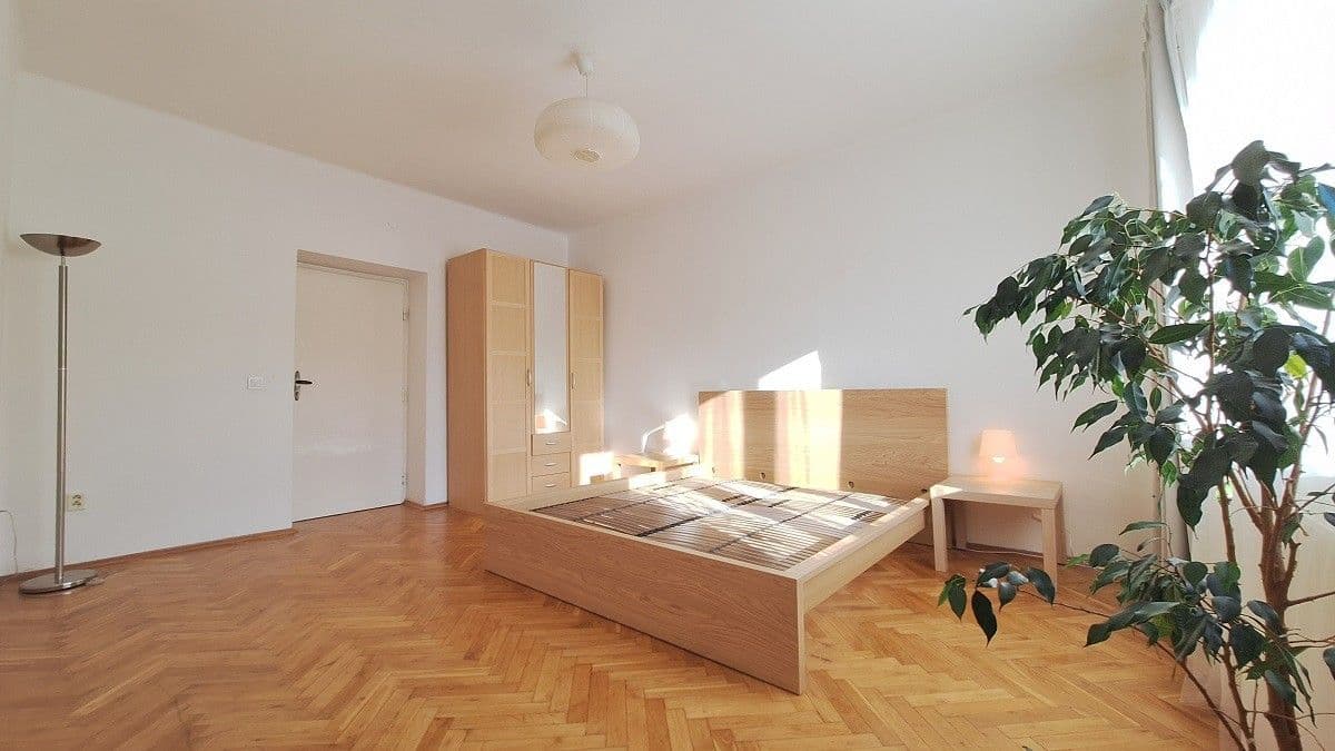 1 bedroom with open-plan kitchen flat to rent, 43 m², Na dlouhém lánu, Prague, Prague 1 bedroom with open-plan kitchen flat to rent, 43 m², Na dlouhém lánu, Prague, Prague