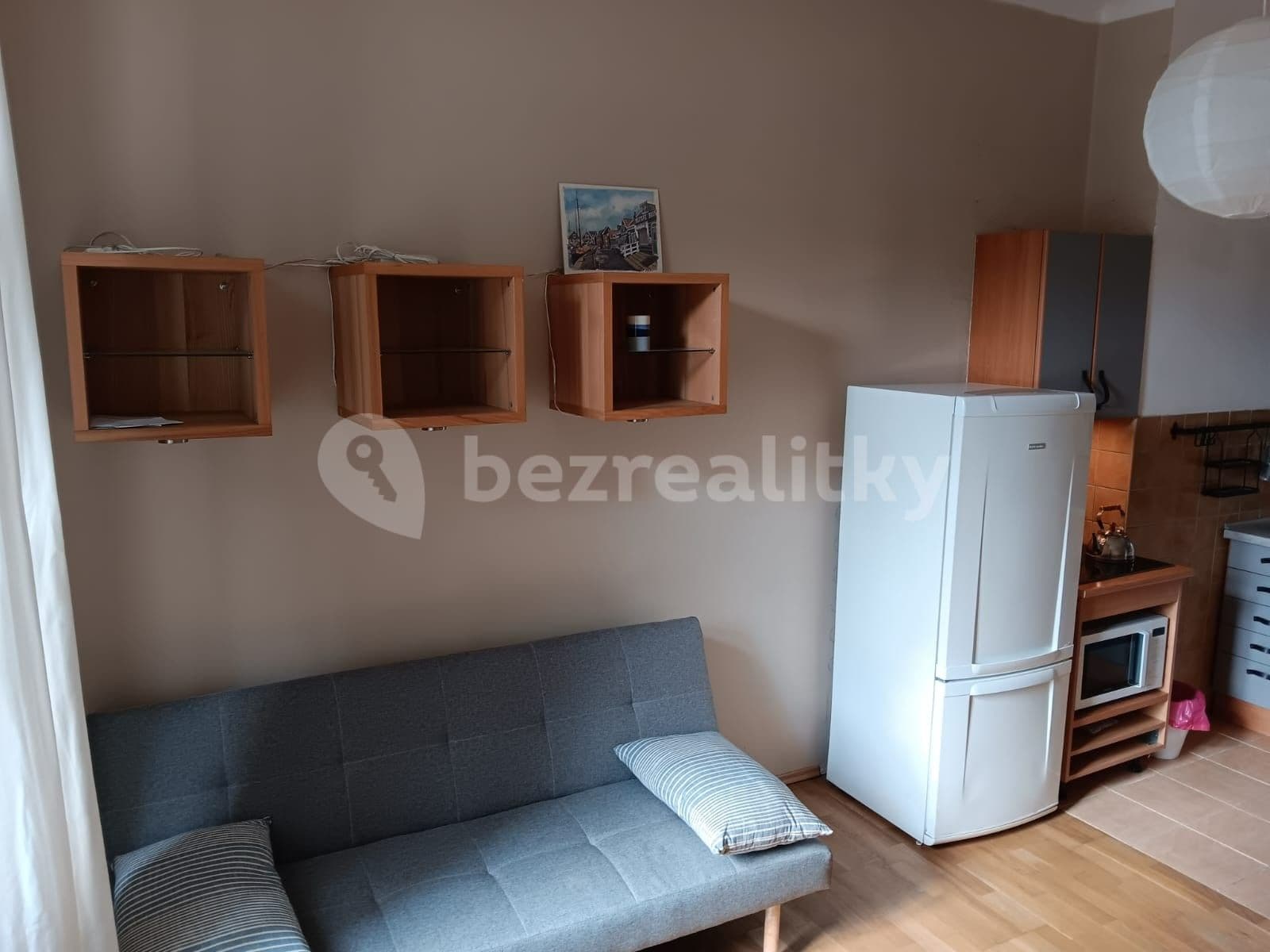 1 bedroom with open-plan kitchen flat to rent, 45 m², Nezamyslova, Prague, Prague 1 bedroom with open-plan kitchen flat to rent, 45 m², Nezamyslova, Prague, Prague