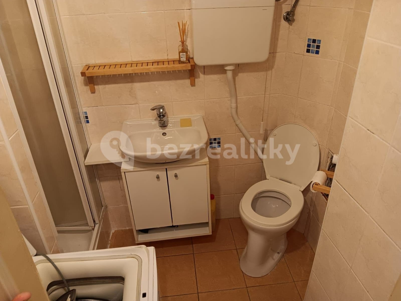 1 bedroom with open-plan kitchen flat to rent, 45 m², Nezamyslova, Prague, Prague 1 bedroom with open-plan kitchen flat to rent, 45 m², Nezamyslova, Prague, Prague