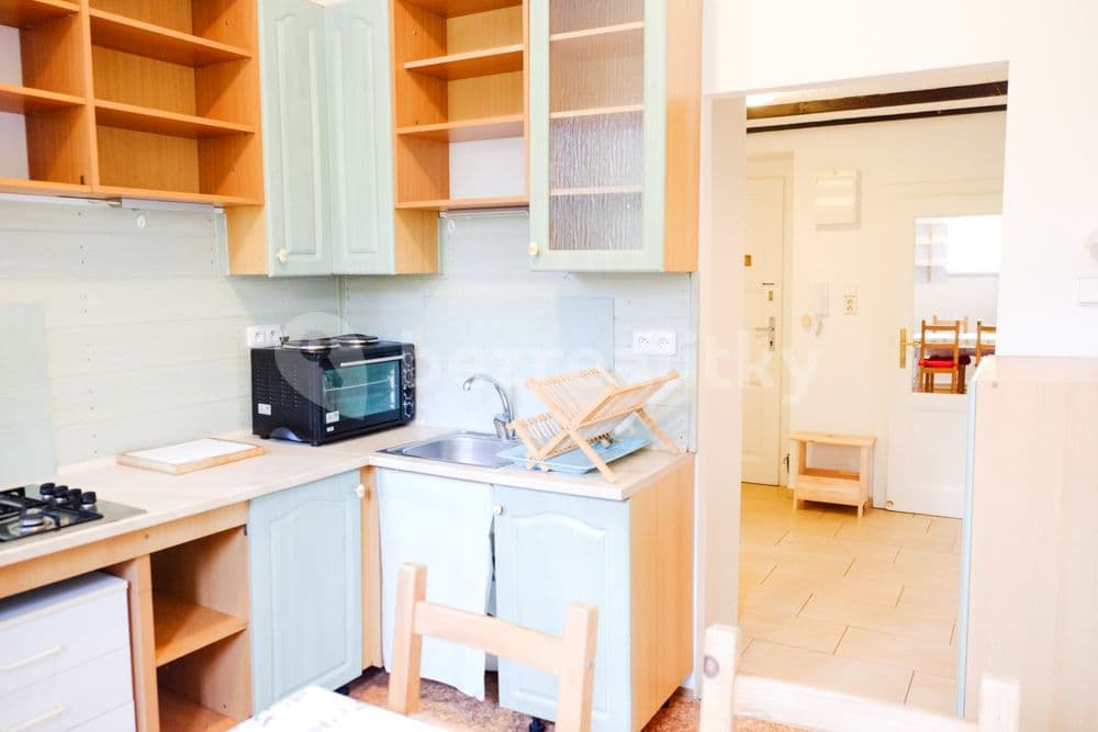 2 bedroom flat to rent, 60 m², U Okrouhlíku, Prague, Prague 2 bedroom flat to rent, 60 m², U Okrouhlíku, Prague, Prague