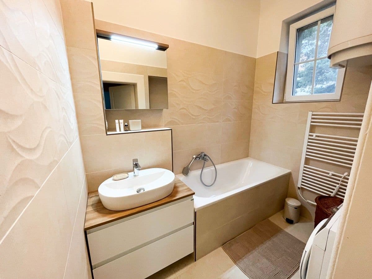 2 bedroom flat to rent, 60 m², U Okrouhlíku, Prague, Prague 2 bedroom flat to rent, 60 m², U Okrouhlíku, Prague, Prague