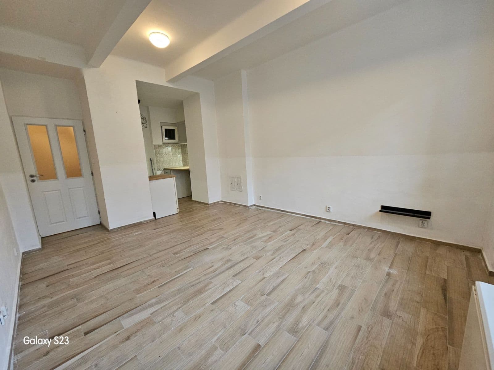 Studio flat to rent, 40 m², V olšinách, Prague, Prague Studio flat to rent, 40 m², V olšinách, Prague, Prague