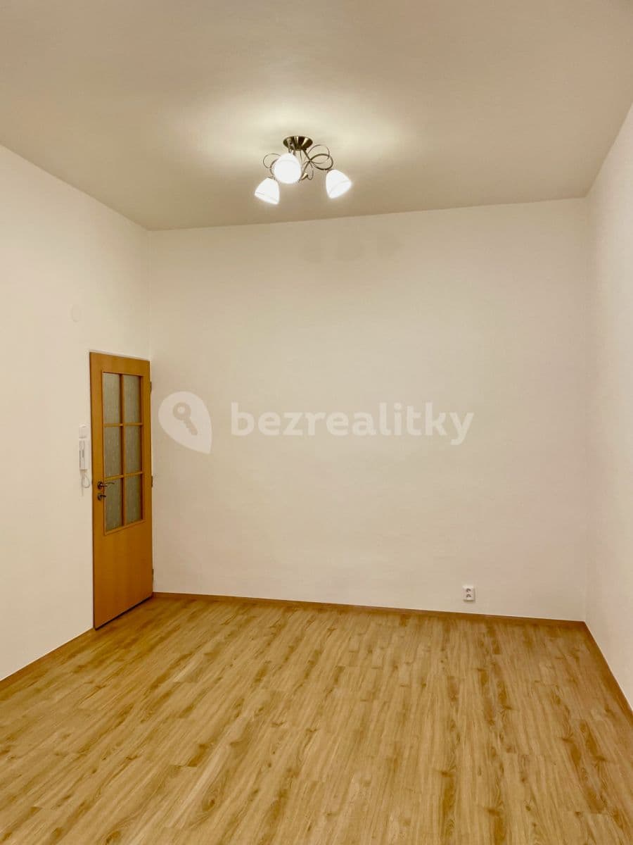 1 bedroom with open-plan kitchen flat to rent, 42 m², Štěpánská, Prague, Prague 1 bedroom with open-plan kitchen flat to rent, 42 m², Štěpánská, Prague, Prague