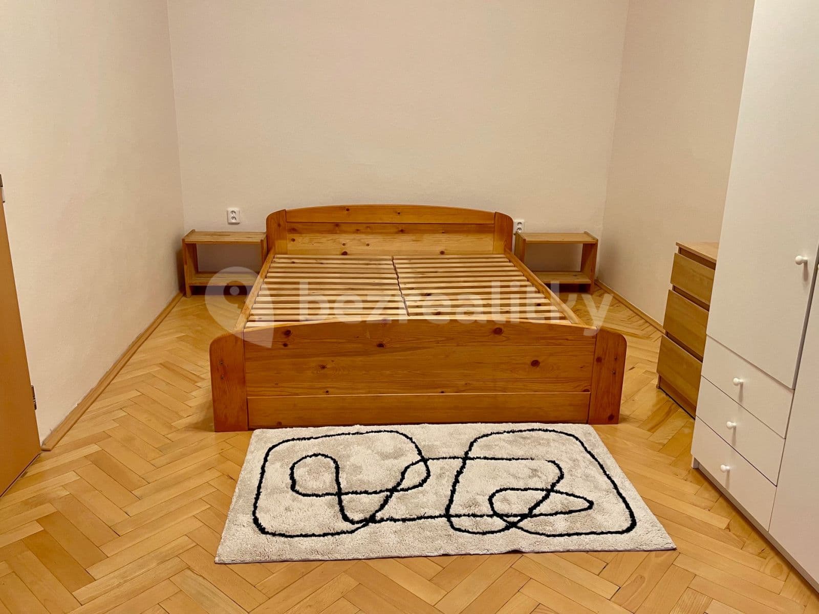 1 bedroom with open-plan kitchen flat to rent, 42 m², Štěpánská, Prague, Prague 1 bedroom with open-plan kitchen flat to rent, 42 m², Štěpánská, Prague, Prague