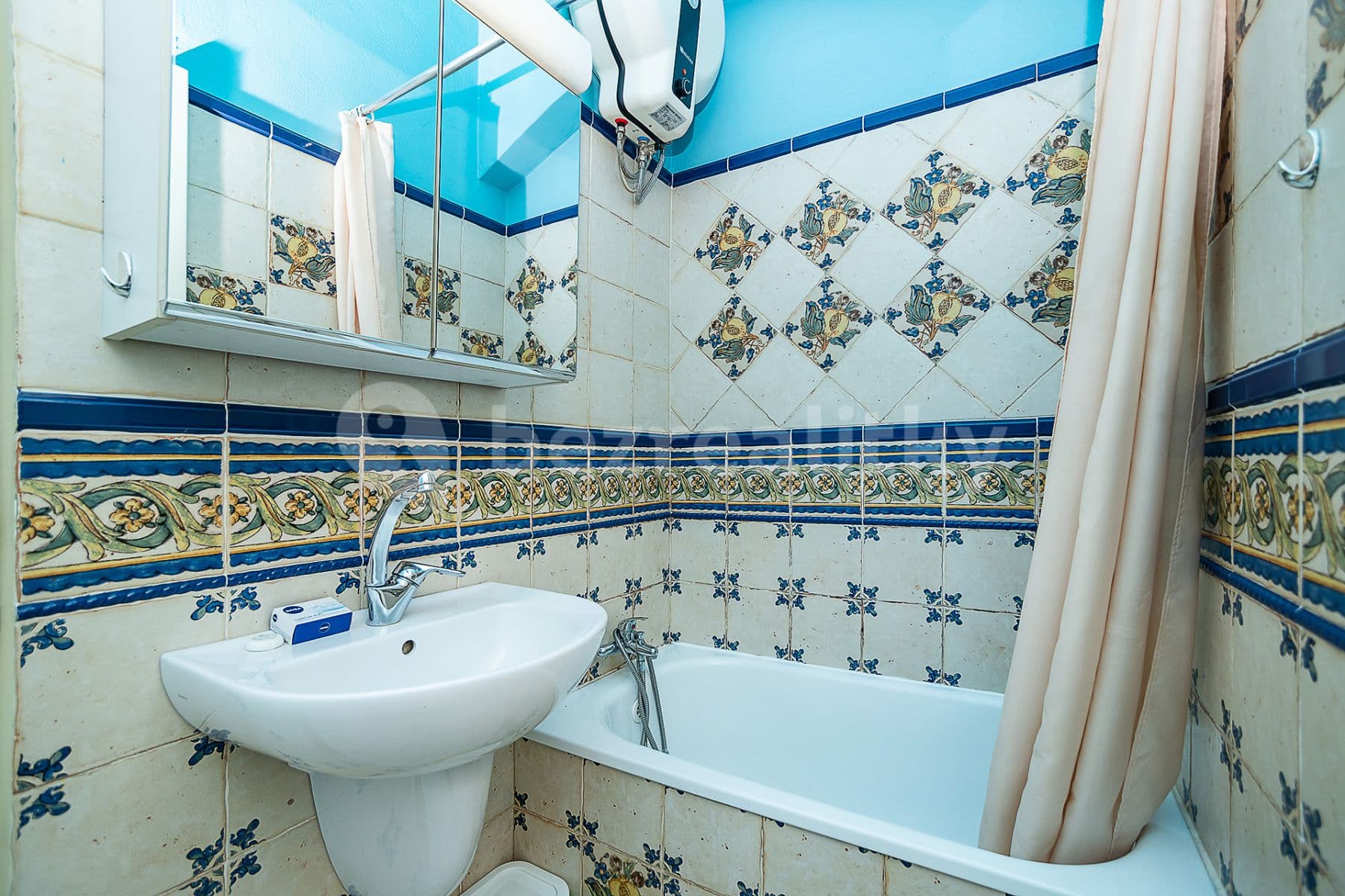 1 bedroom with open-plan kitchen flat to rent, 35 m², Liliová, Prague, Prague 1 bedroom with open-plan kitchen flat to rent, 35 m², Liliová, Prague, Prague