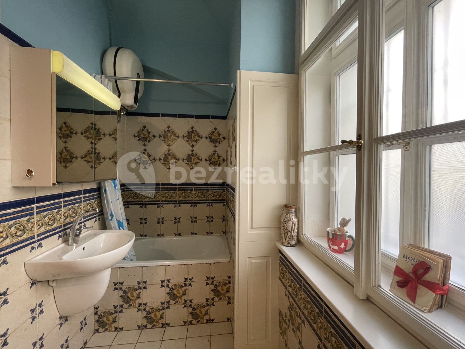 1 bedroom with open-plan kitchen flat to rent, 35 m², Liliová, Prague, Prague 1 bedroom with open-plan kitchen flat to rent, 35 m², Liliová, Prague, Prague