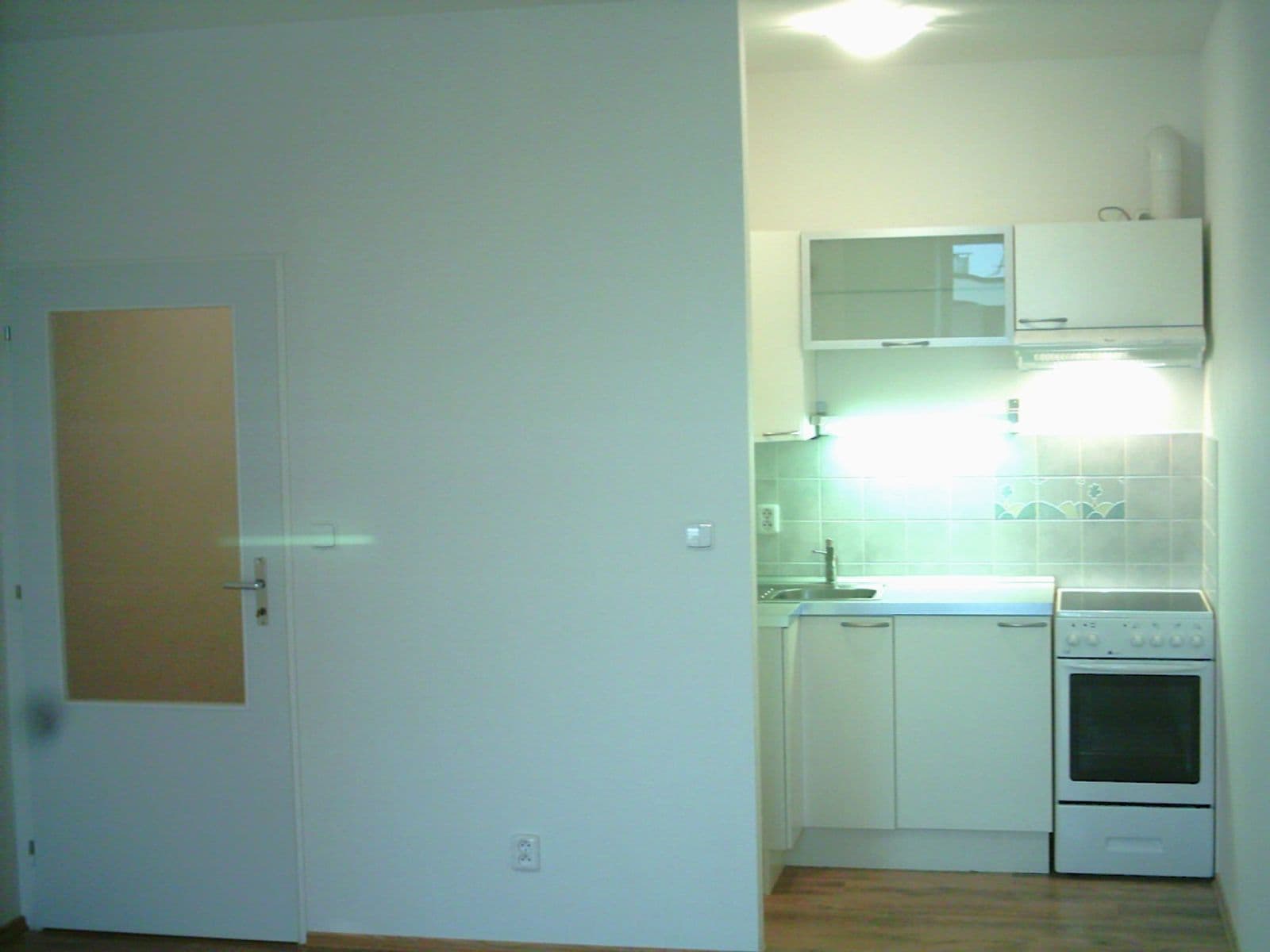 Studio flat to rent, 33 m², Lipnická, Prague, Prague Studio flat to rent, 33 m², Lipnická, Prague, Prague