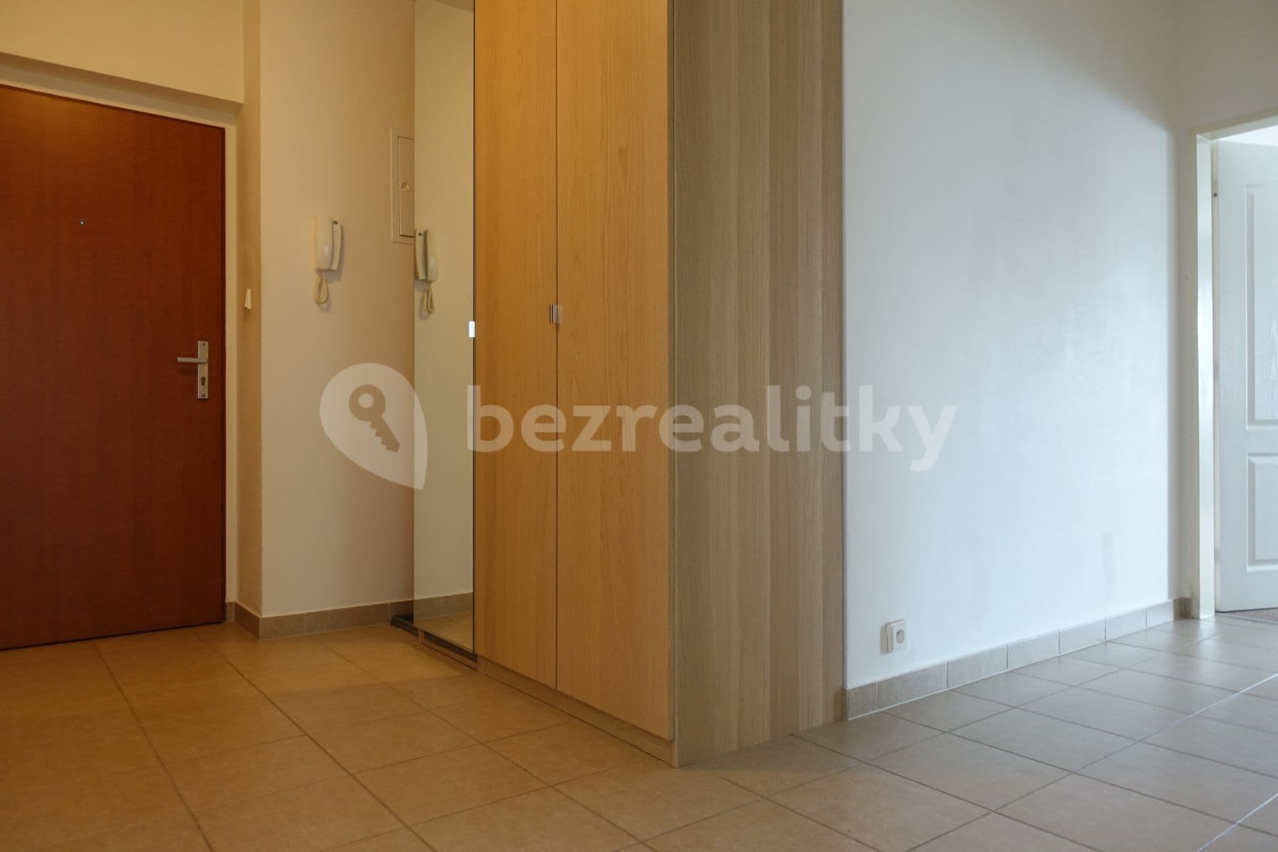 1 bedroom with open-plan kitchen flat to rent, 74 m², Nad Šestikopy, Prague, Prague 1 bedroom with open-plan kitchen flat to rent, 74 m², Nad Šestikopy, Prague, Prague