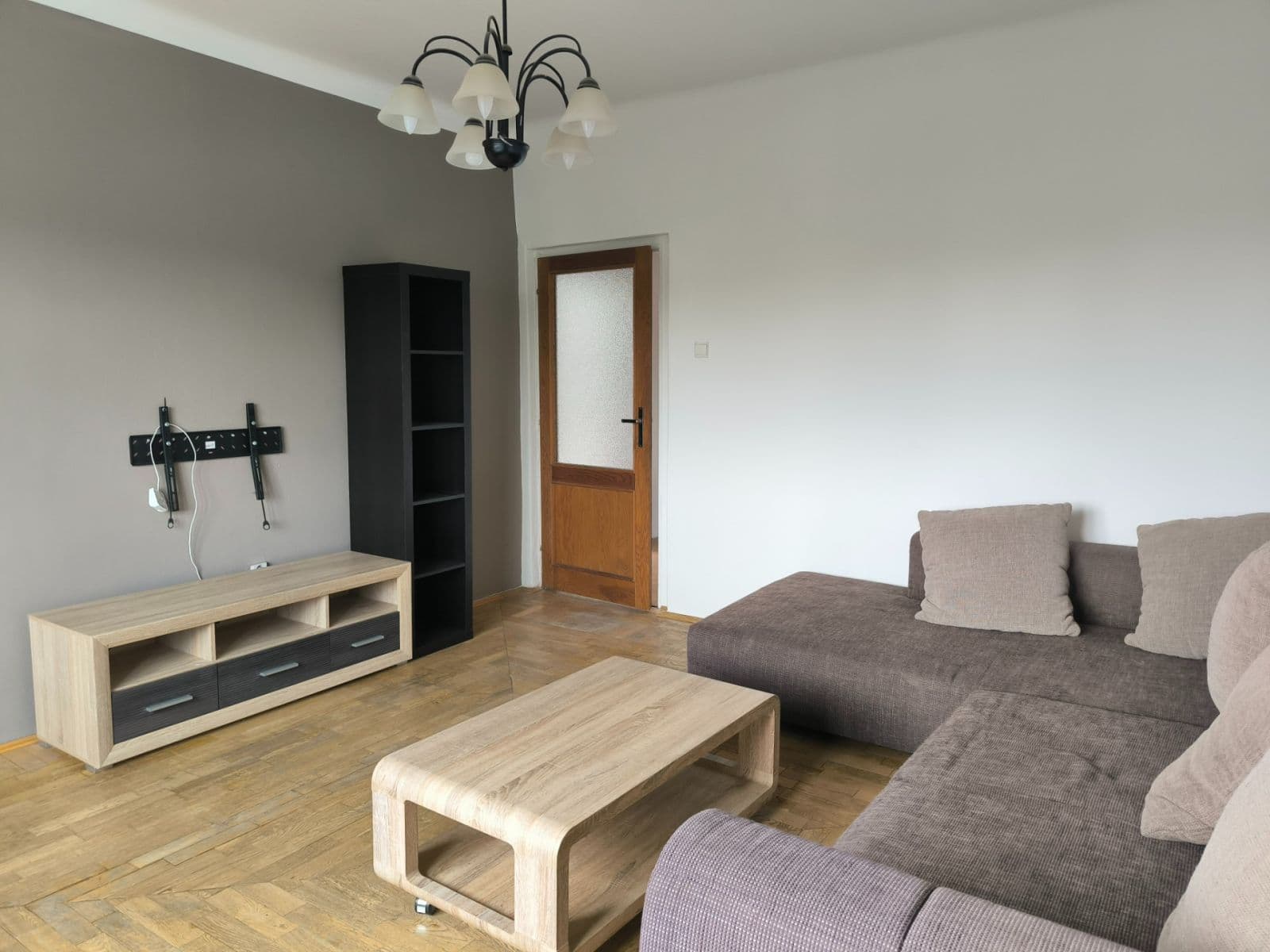 3 bedroom flat to rent, 80 m², Pod sady, Prague, Prague 3 bedroom flat to rent, 80 m², Pod sady, Prague, Prague