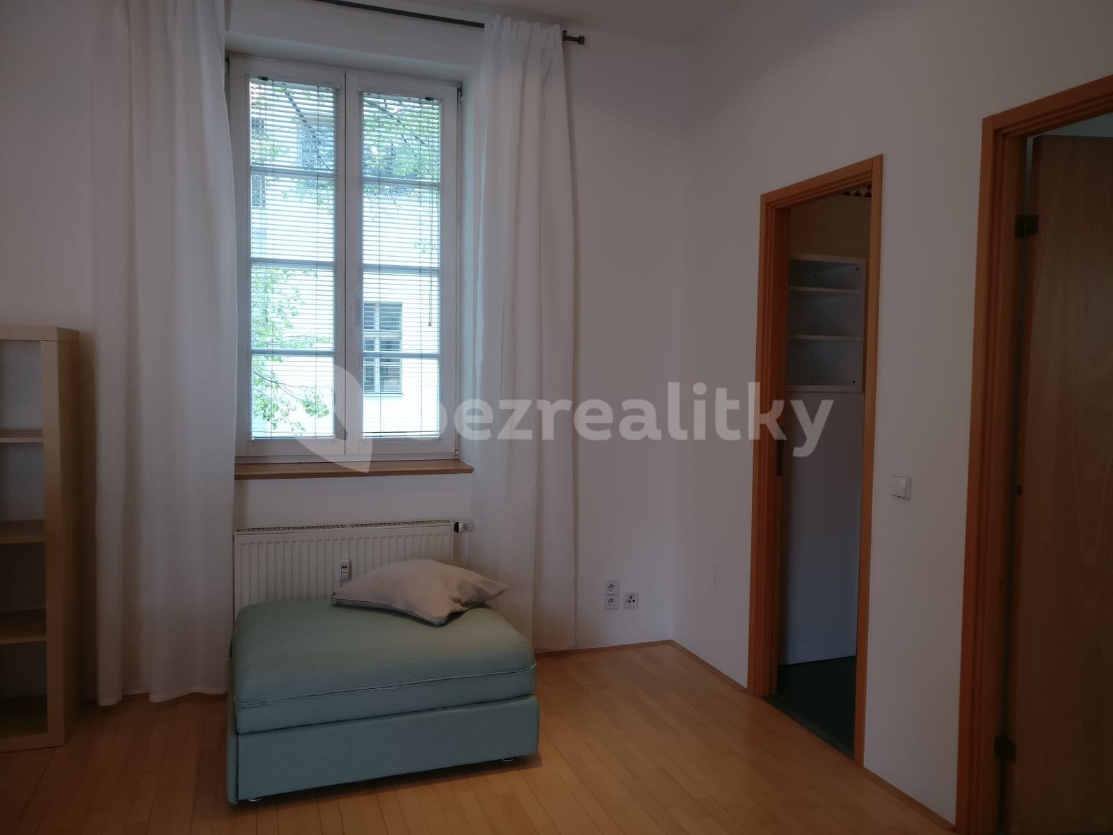 1 bedroom with open-plan kitchen flat to rent, 65 m², Letenské náměstí, Prague, Prague 1 bedroom with open-plan kitchen flat to rent, 65 m², Letenské náměstí, Prague, Prague
