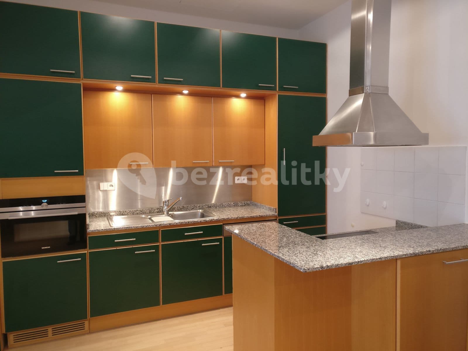 1 bedroom with open-plan kitchen flat to rent, 65 m², Letenské náměstí, Prague, Prague 1 bedroom with open-plan kitchen flat to rent, 65 m², Letenské náměstí, Prague, Prague