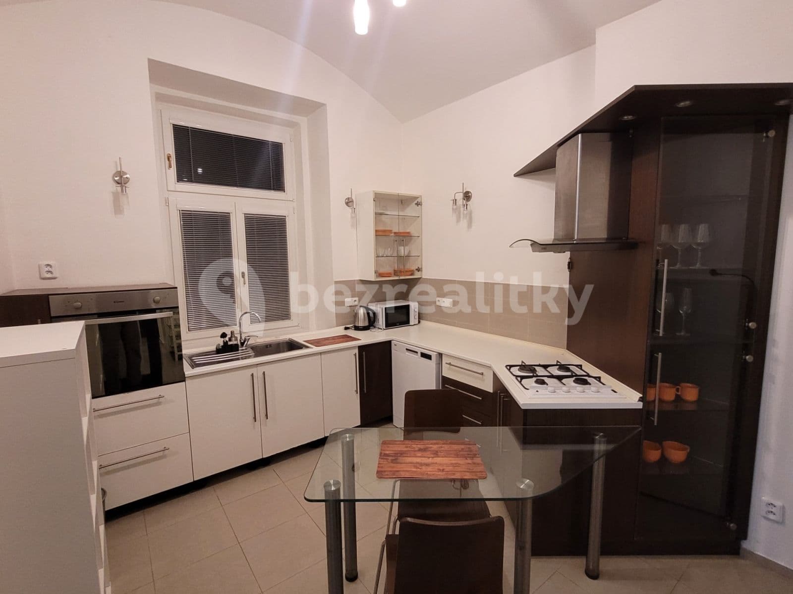 2 bedroom flat to rent, 60 m², Lublaňská, Prague, Prague 2 bedroom flat to rent, 60 m², Lublaňská, Prague, Prague