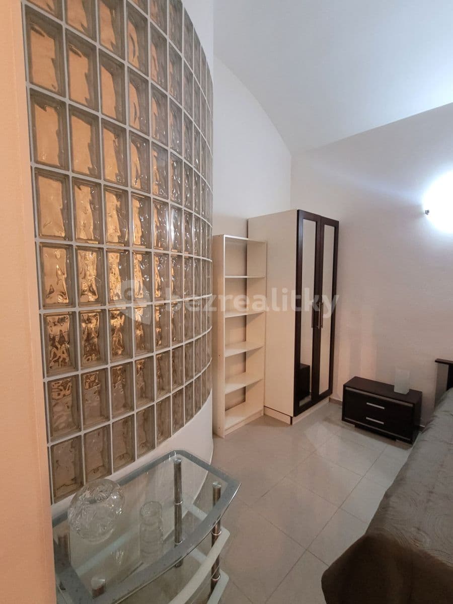 2 bedroom flat to rent, 60 m², Lublaňská, Prague, Prague 2 bedroom flat to rent, 60 m², Lublaňská, Prague, Prague