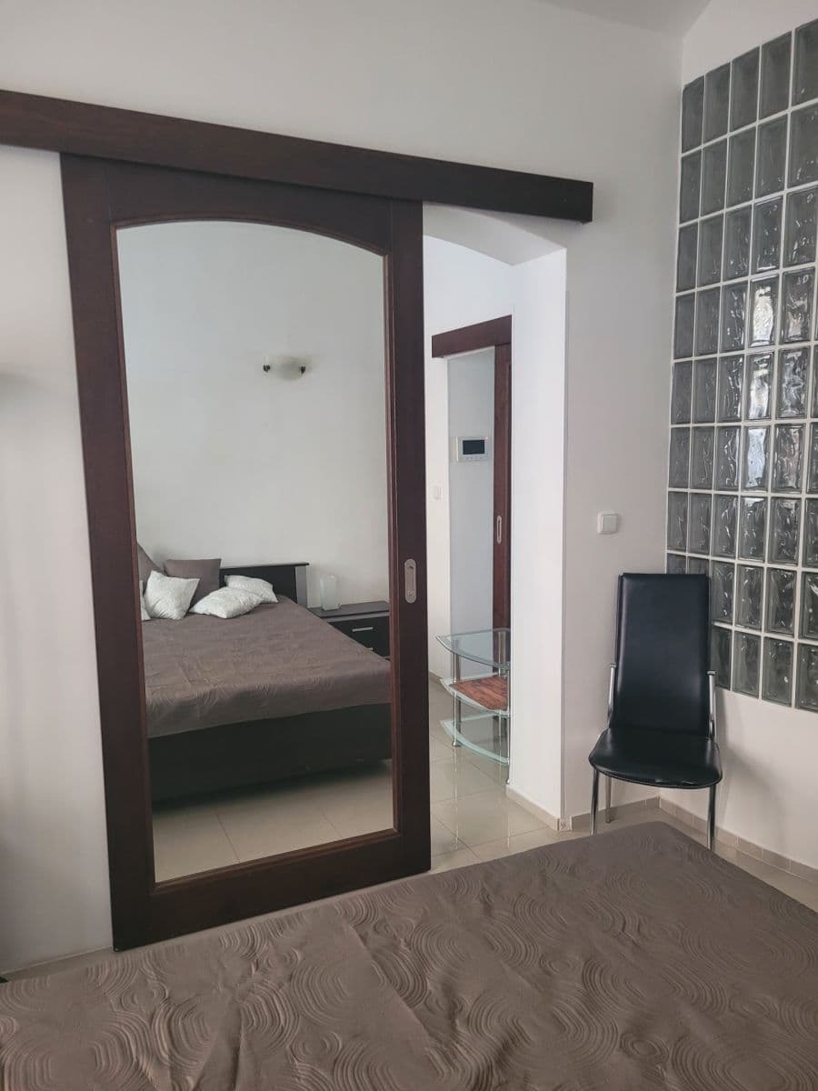 2 bedroom flat to rent, 60 m², Lublaňská, Prague, Prague 2 bedroom flat to rent, 60 m², Lublaňská, Prague, Prague