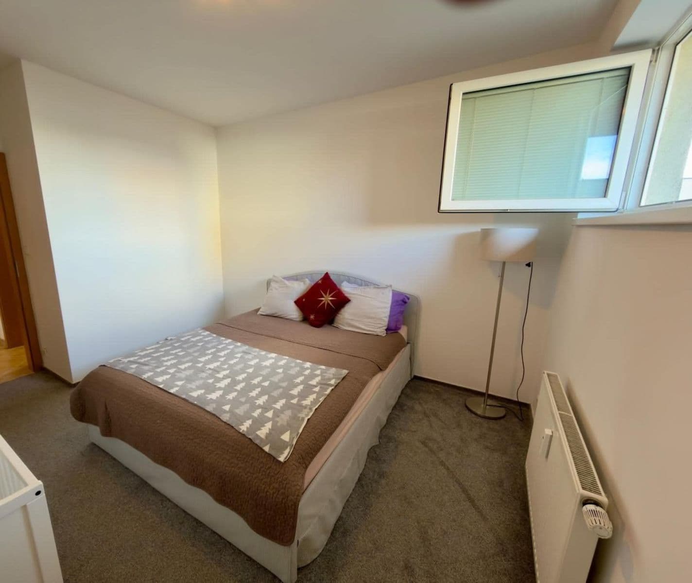 1 bedroom with open-plan kitchen flat to rent, 56 m², Mikulova, Prague, Prague 1 bedroom with open-plan kitchen flat to rent, 56 m², Mikulova, Prague, Prague