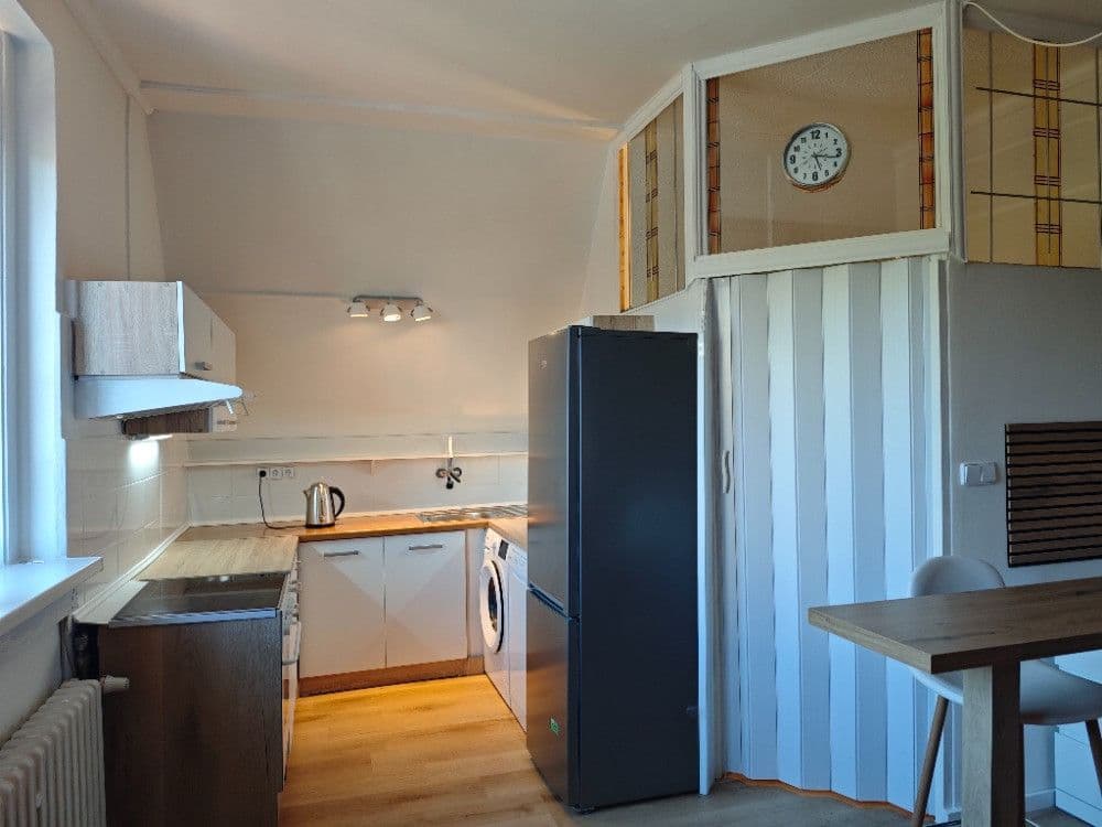 Studio flat to rent, 28 m², V středu, Prague, Prague Studio flat to rent, 28 m², V středu, Prague, Prague