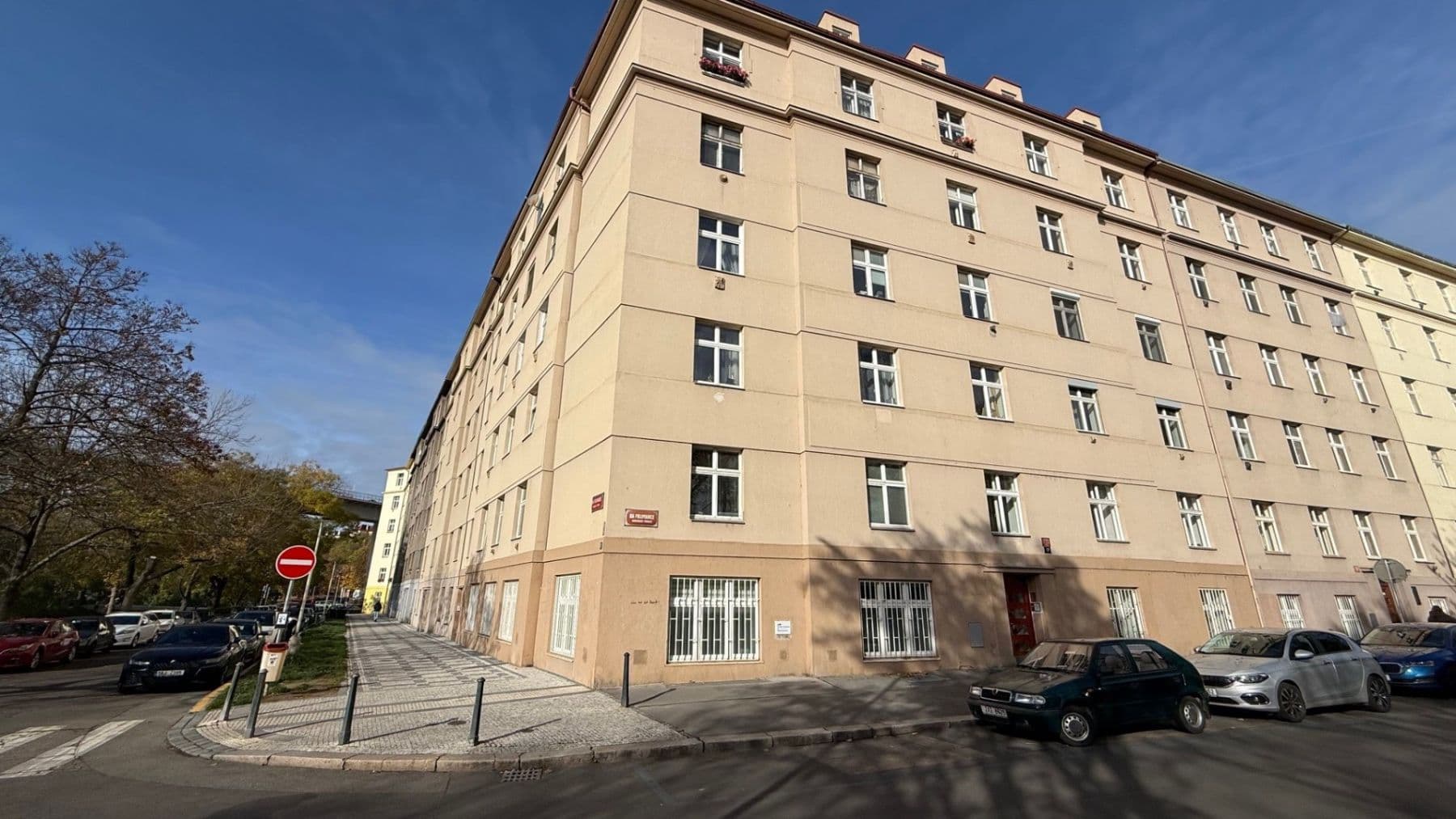 1 bedroom with open-plan kitchen flat to rent, 63 m², Na Folimance, Prague, Prague 1 bedroom with open-plan kitchen flat to rent, 63 m², Na Folimance, Prague, Prague