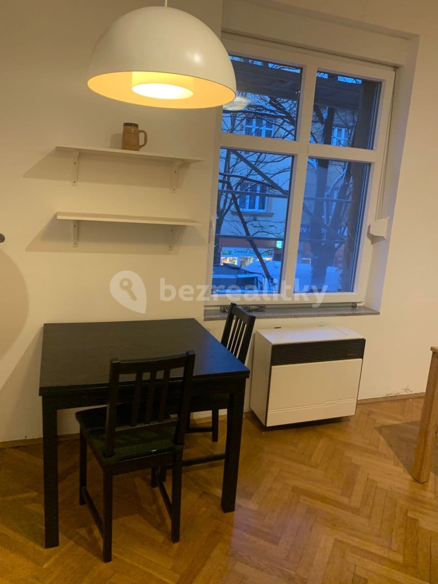 Small studio flat to rent, 26 m², Starostrašnická, Prague, Prague Small studio flat to rent, 26 m², Starostrašnická, Prague, Prague