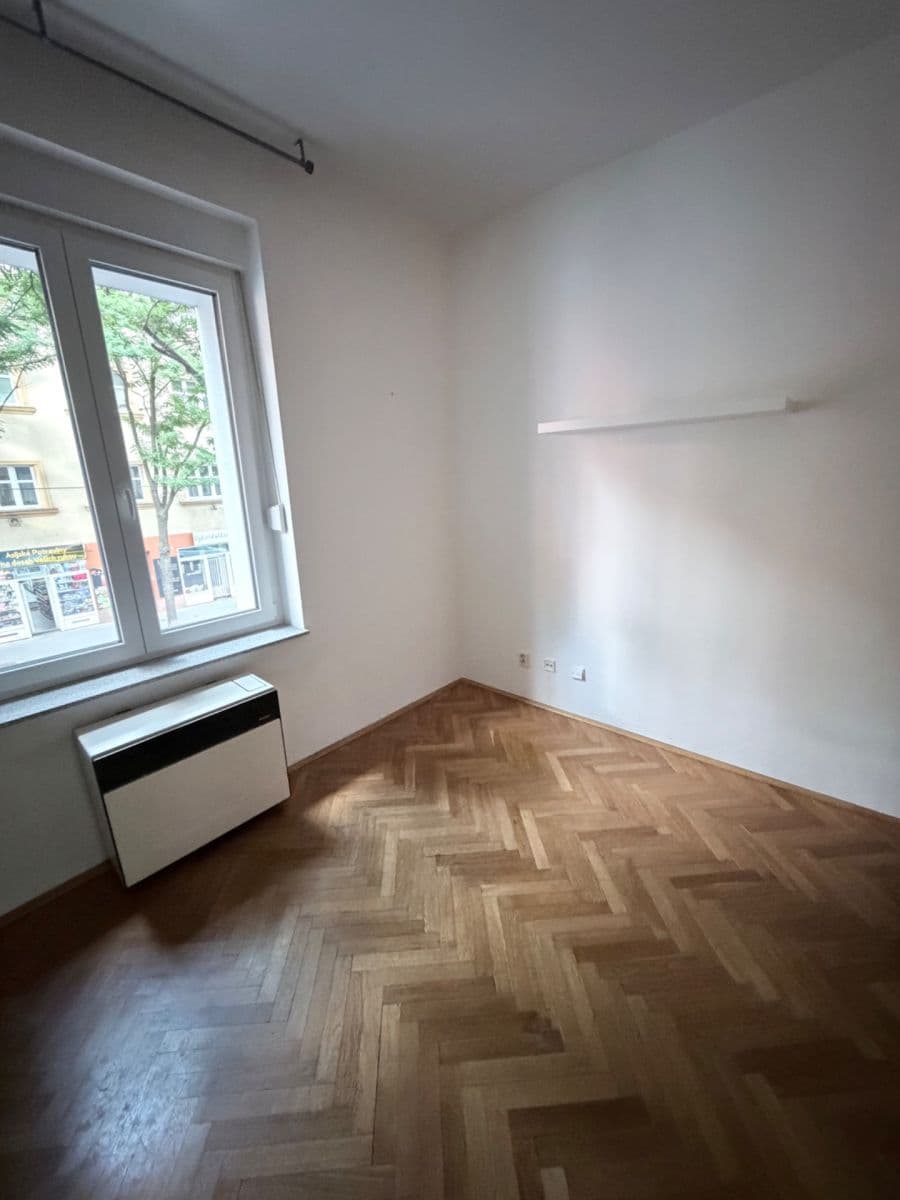 Small studio flat to rent, 26 m², Starostrašnická, Prague, Prague Small studio flat to rent, 26 m², Starostrašnická, Prague, Prague