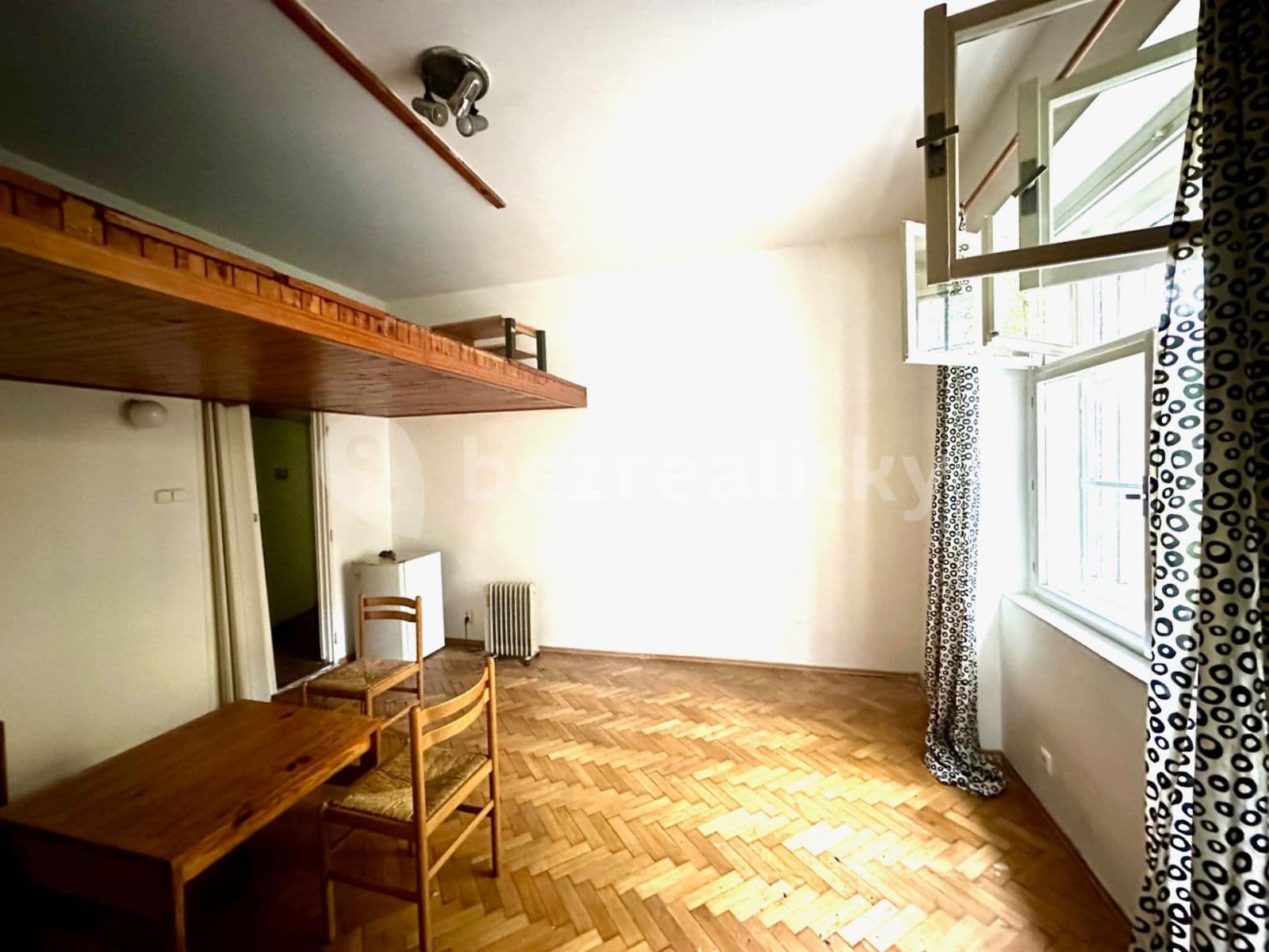Studio flat to rent, 25 m², Pod Zvonařkou, Prague, Prague Studio flat to rent, 25 m², Pod Zvonařkou, Prague, Prague