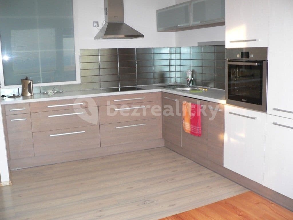 2 bedroom with open-plan kitchen flat to rent, 75 m², Čimická, Prague, Prague 2 bedroom with open-plan kitchen flat to rent, 75 m², Čimická, Prague, Prague