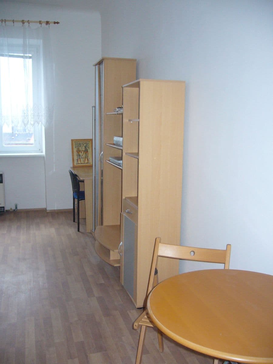 1 bedroom flat to rent, 35 m², Komárovská, Brno, Jihomoravský Region 1 bedroom flat to rent, 35 m², Komárovská, Brno, Jihomoravský Region