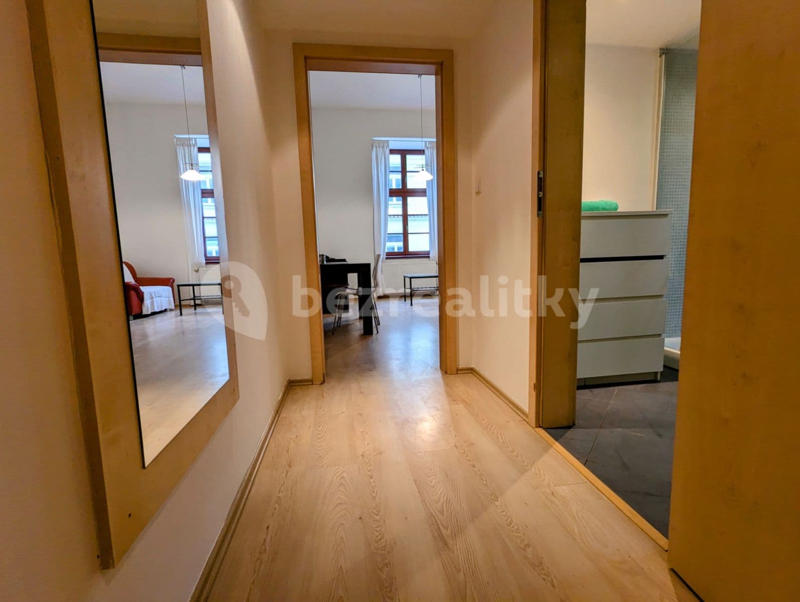 Studio flat to rent, 36 m², Špitálská, Hradec Králové, Královéhradecký Region Studio flat to rent, 36 m², Špitálská, Hradec Králové, Královéhradecký Region