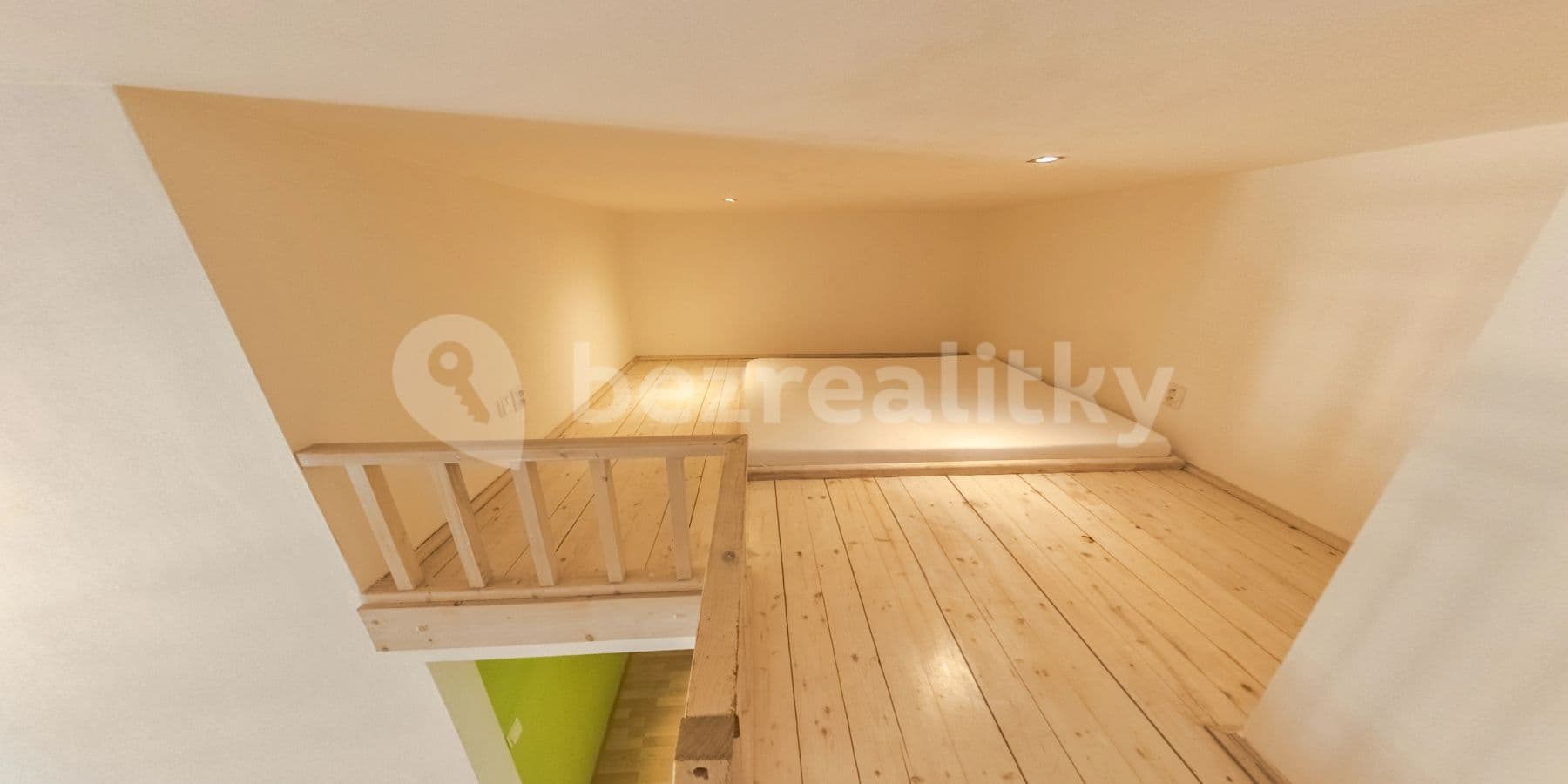 1 bedroom with open-plan kitchen flat to rent, 40 m², Špitálská, Hradec Králové, Královéhradecký Region 1 bedroom with open-plan kitchen flat to rent, 40 m², Špitálská, Hradec Králové, Královéhradecký Region