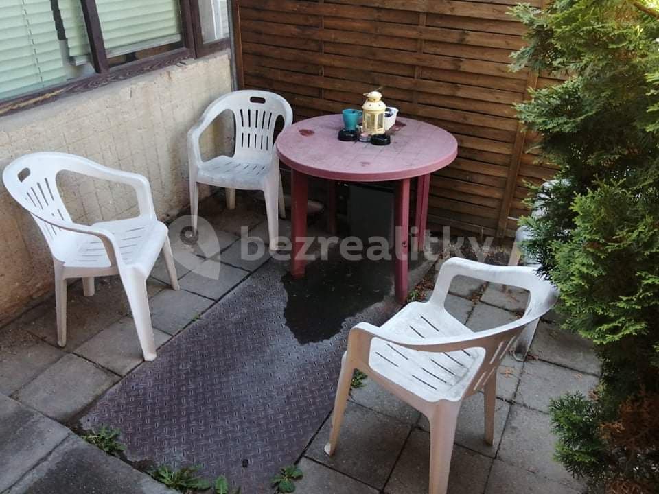 house to rent, 40 m², Hliníky, Telnice, Jihomoravský Region house to rent, 40 m², Hliníky, Telnice, Jihomoravský Region