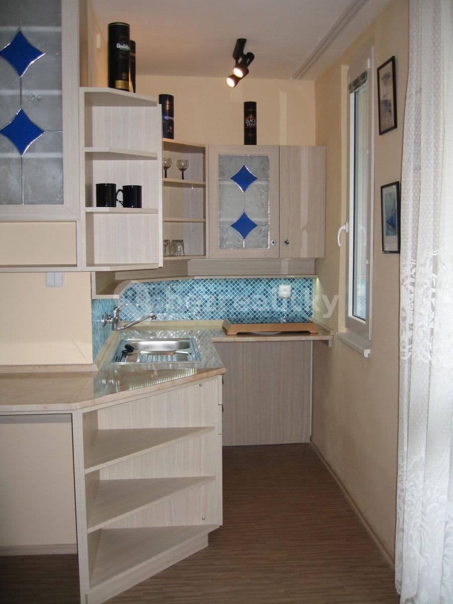 Studio flat to rent, 33 m², Pardubice, Pardubický Region Studio flat to rent, 33 m², Pardubice, Pardubický Region
