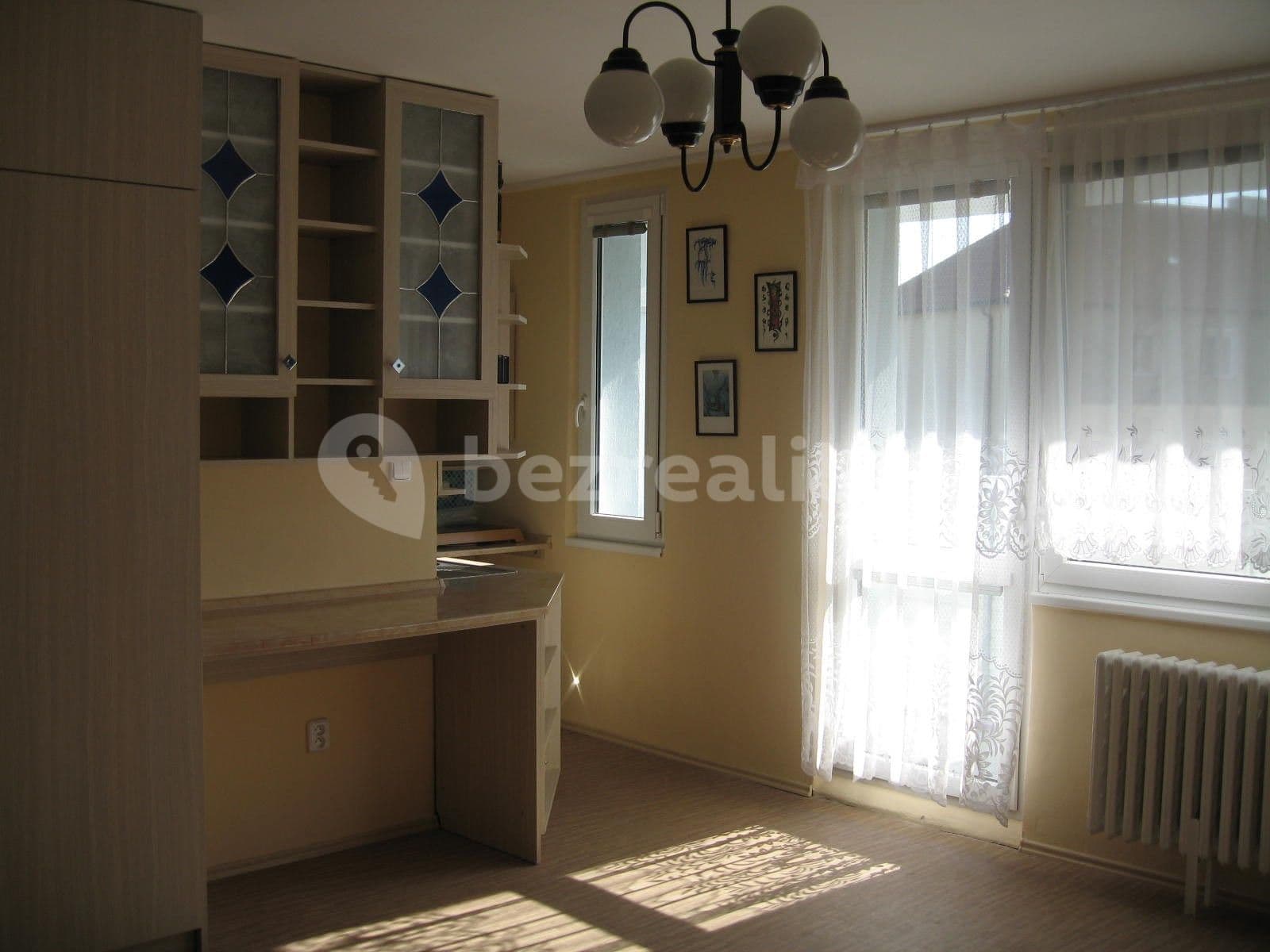 Studio flat to rent, 33 m², Pardubice, Pardubický Region Studio flat to rent, 33 m², Pardubice, Pardubický Region