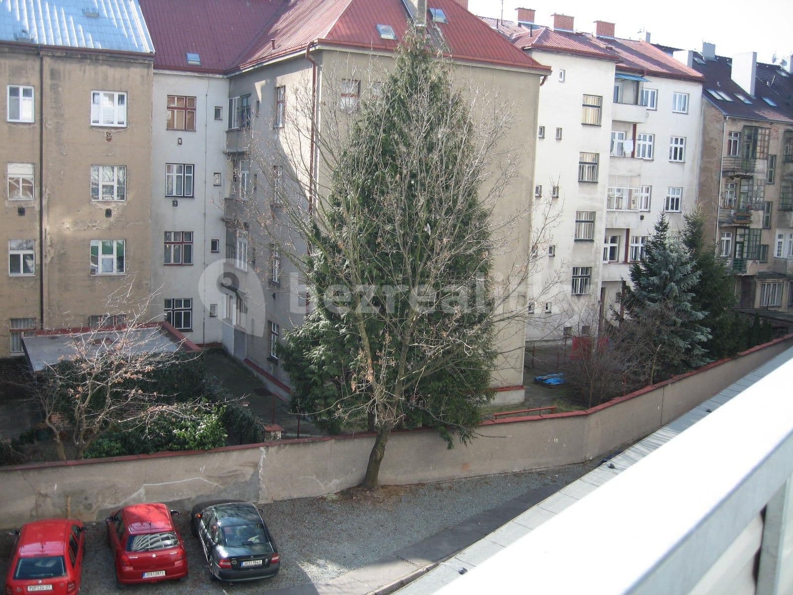 Studio flat to rent, 33 m², Pardubice, Pardubický Region Studio flat to rent, 33 m², Pardubice, Pardubický Region