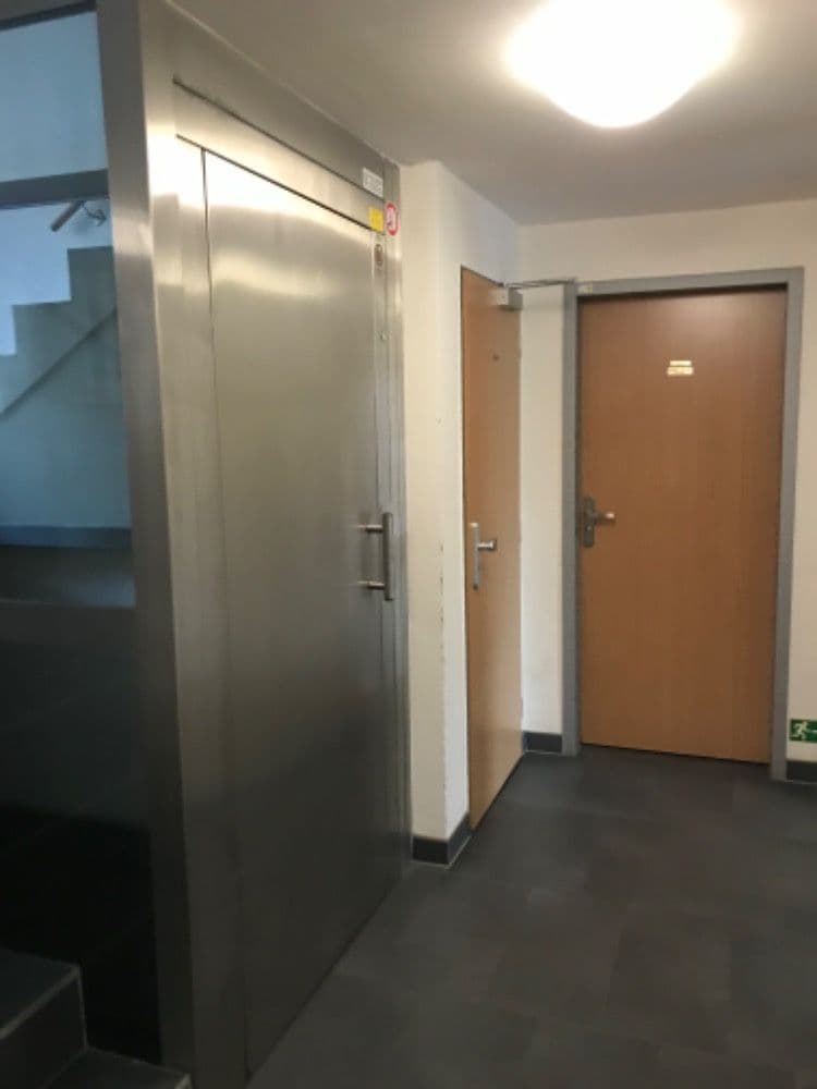 2 bedroom with open-plan kitchen flat to rent, 92 m², Rostovská, Prague, Prague 2 bedroom with open-plan kitchen flat to rent, 92 m², Rostovská, Prague, Prague