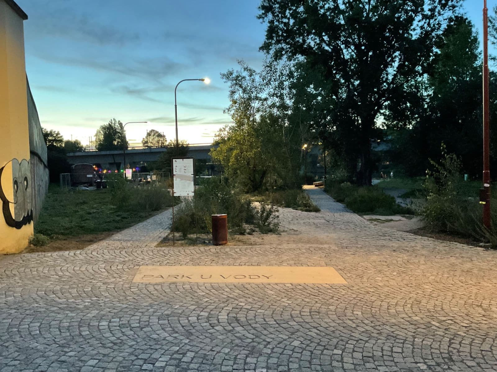 1 bedroom with open-plan kitchen flat to rent, 60 m², Varhulíkové, Prague, Prague 1 bedroom with open-plan kitchen flat to rent, 60 m², Varhulíkové, Prague, Prague