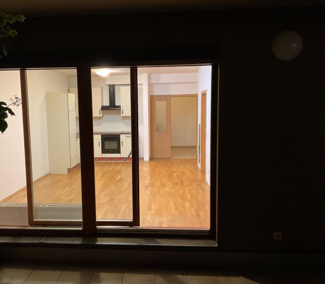 1 bedroom with open-plan kitchen flat to rent, 60 m², Varhulíkové, Prague, Prague 1 bedroom with open-plan kitchen flat to rent, 60 m², Varhulíkové, Prague, Prague