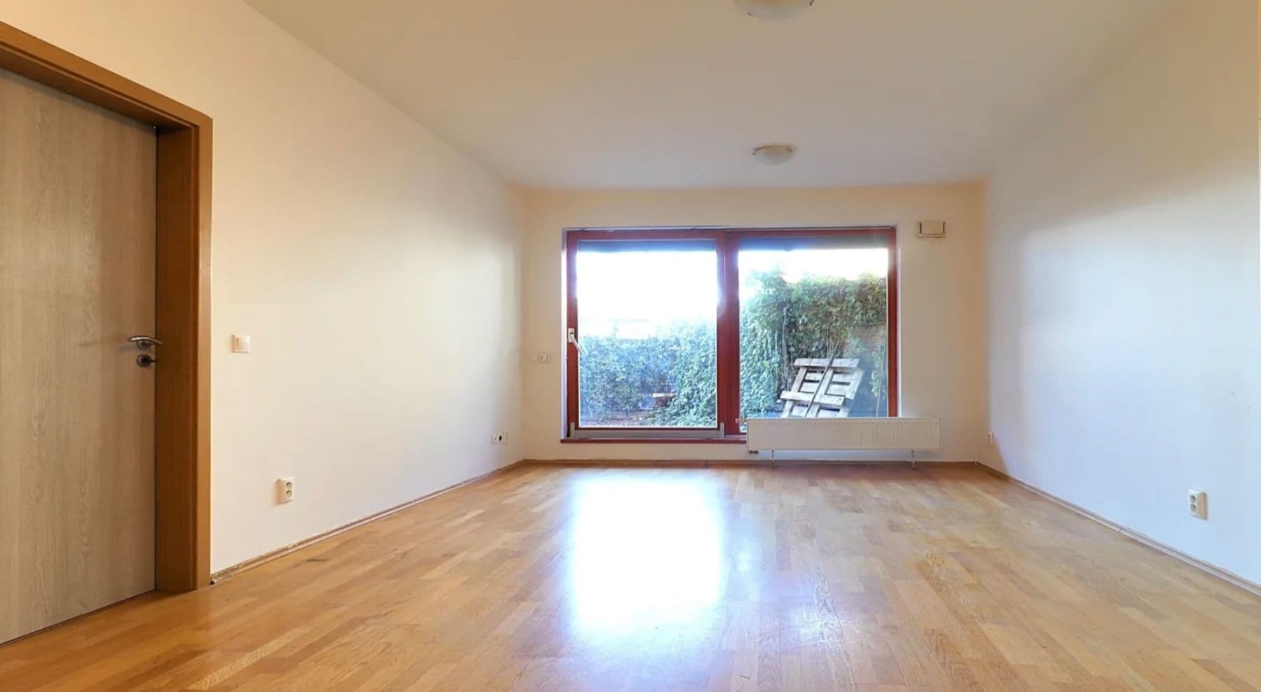 1 bedroom with open-plan kitchen flat to rent, 60 m², Varhulíkové, Prague, Prague 1 bedroom with open-plan kitchen flat to rent, 60 m², Varhulíkové, Prague, Prague