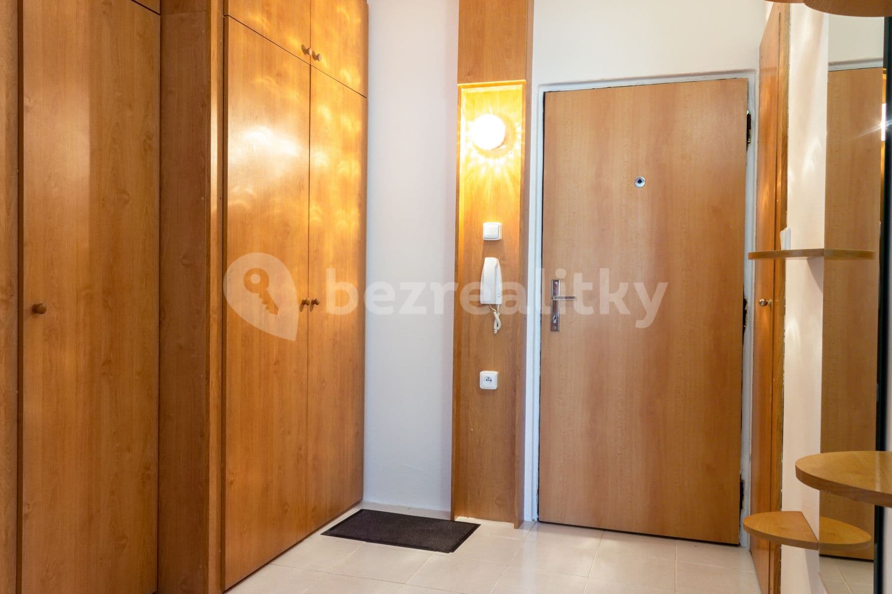 3 bedroom flat to rent, 65 m², Nedašovská, Prague, Prague 3 bedroom flat to rent, 65 m², Nedašovská, Prague, Prague