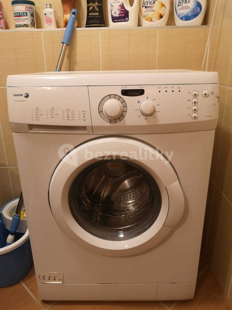 Studio flat to rent, 45 m², Chýně, Středočeský Region Studio flat to rent, 45 m², Chýně, Středočeský Region