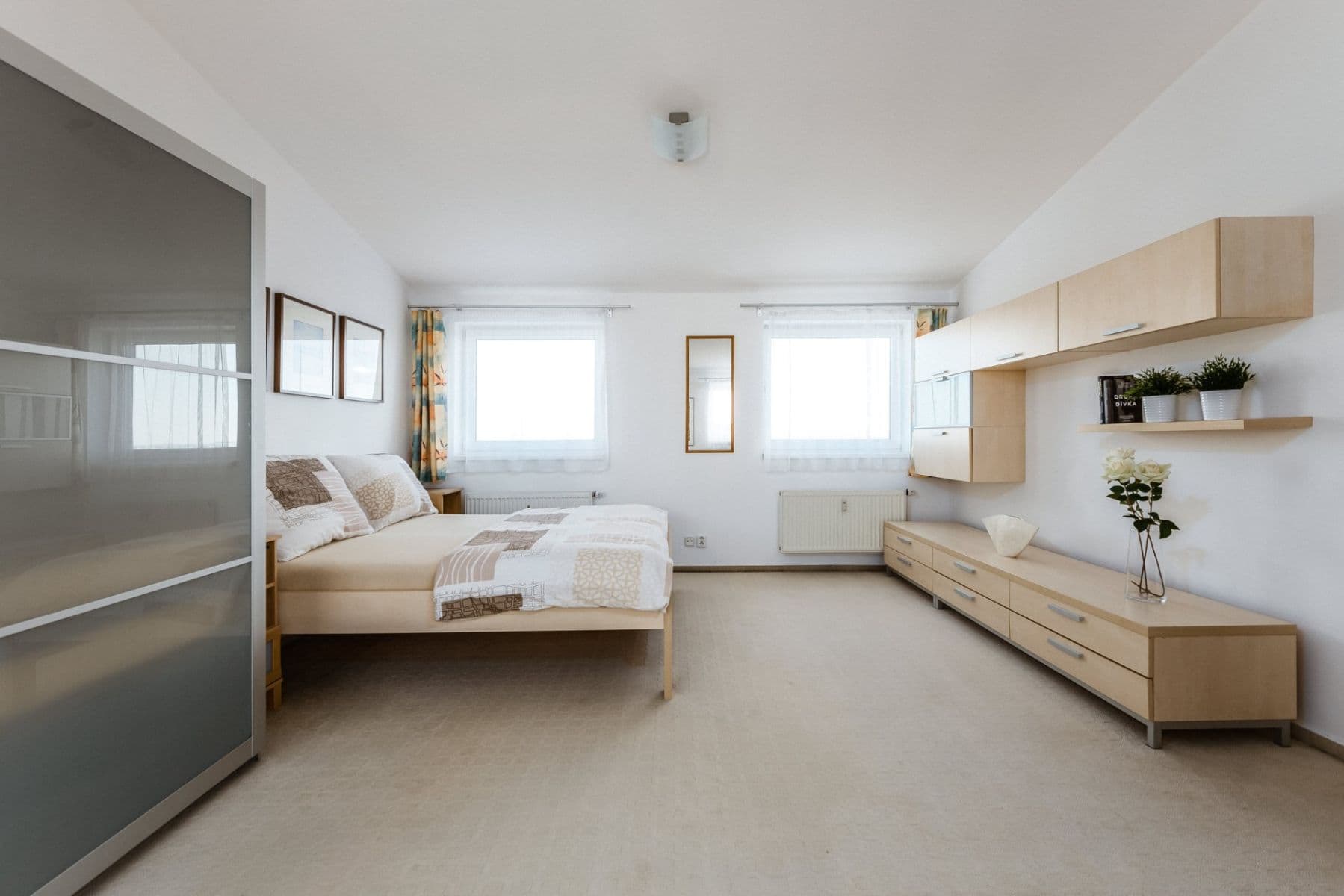 2 bedroom with open-plan kitchen flat for sale, 75 m², Litoměřická, Prague, Prague 2 bedroom with open-plan kitchen flat for sale, 75 m², Litoměřická, Prague, Prague