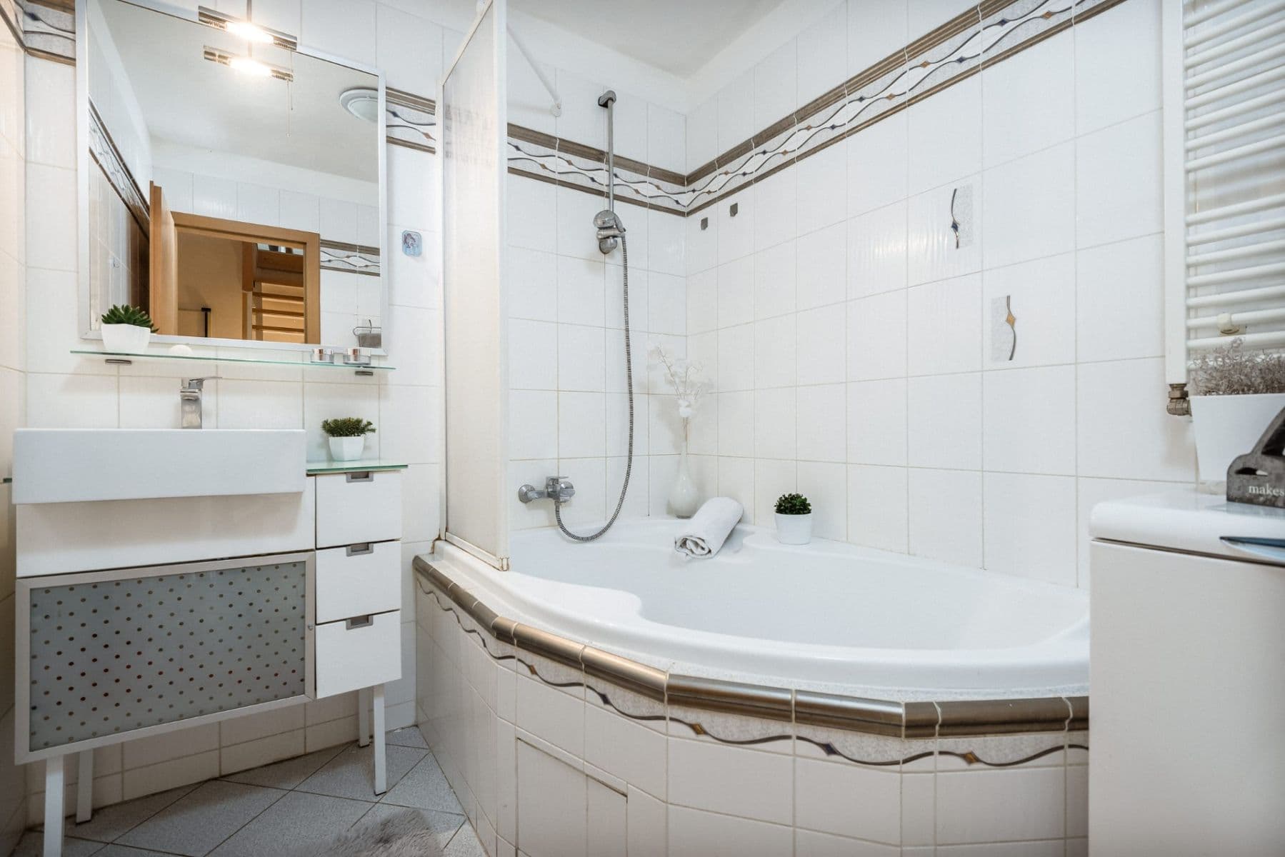 2 bedroom with open-plan kitchen flat for sale, 75 m², Litoměřická, Prague, Prague 2 bedroom with open-plan kitchen flat for sale, 75 m², Litoměřická, Prague, Prague