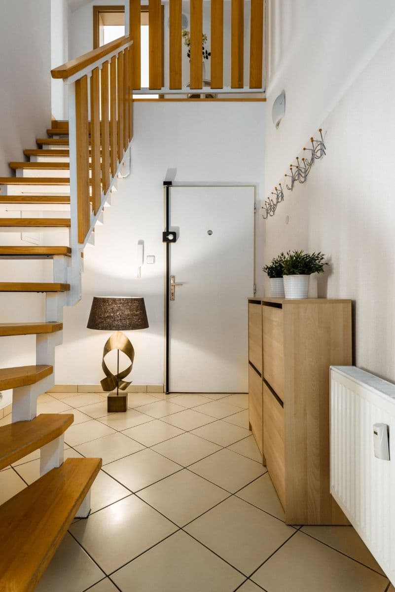 2 bedroom with open-plan kitchen flat for sale, 75 m², Litoměřická, Prague, Prague 2 bedroom with open-plan kitchen flat for sale, 75 m², Litoměřická, Prague, Prague