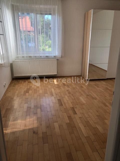 Studio flat to rent, 32 m², V olšinách, Prague, Prague Studio flat to rent, 32 m², V olšinách, Prague, Prague