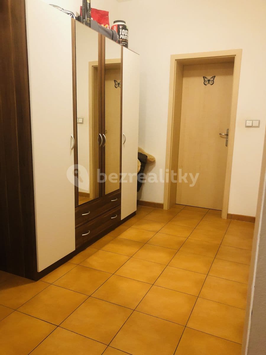 1 bedroom with open-plan kitchen flat to rent, 65 m², Karlovarská, Prague, Prague 1 bedroom with open-plan kitchen flat to rent, 65 m², Karlovarská, Prague, Prague