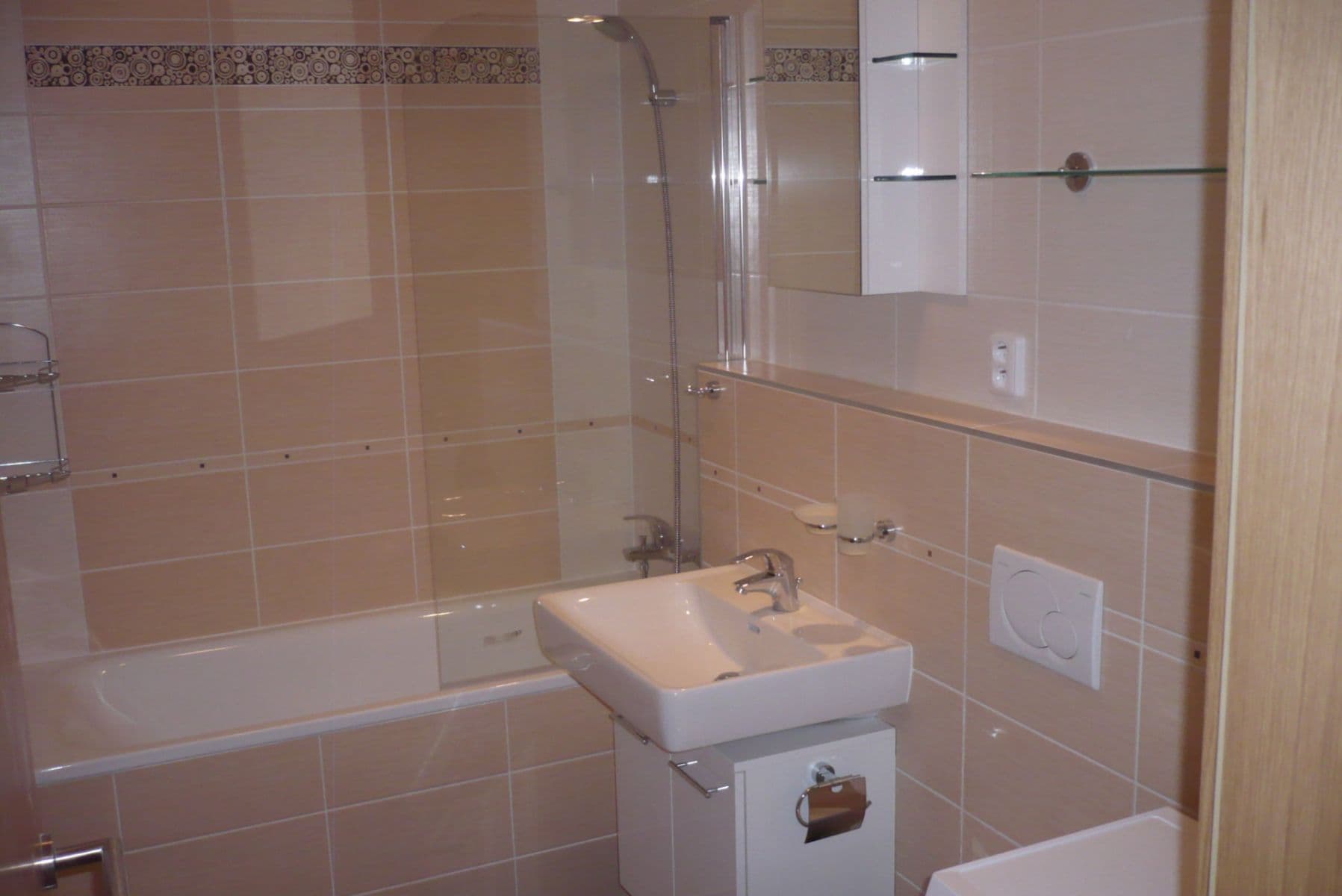 Studio flat to rent, 40 m², Rostislavovo náměstí, Brno, Jihomoravský Region Studio flat to rent, 40 m², Rostislavovo náměstí, Brno, Jihomoravský Region